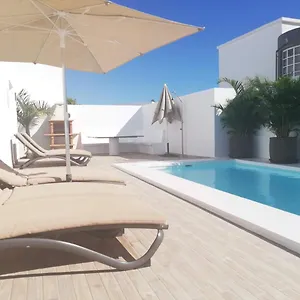 Elena Villa