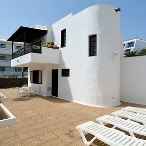 3br House - Solarium & Shower Terrace Villa