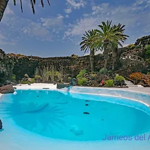 Magmamia Puerto del Carmen (Lanzarote)